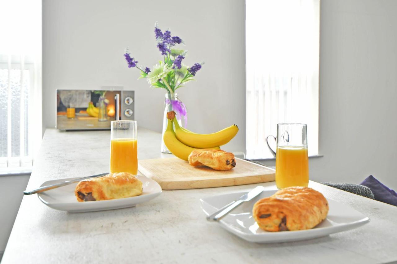 Smithfield Apartments By Yourstays - Gated Apartments With Private Car Park In City Centre Stoke-on-Trent ภายนอก รูปภาพ