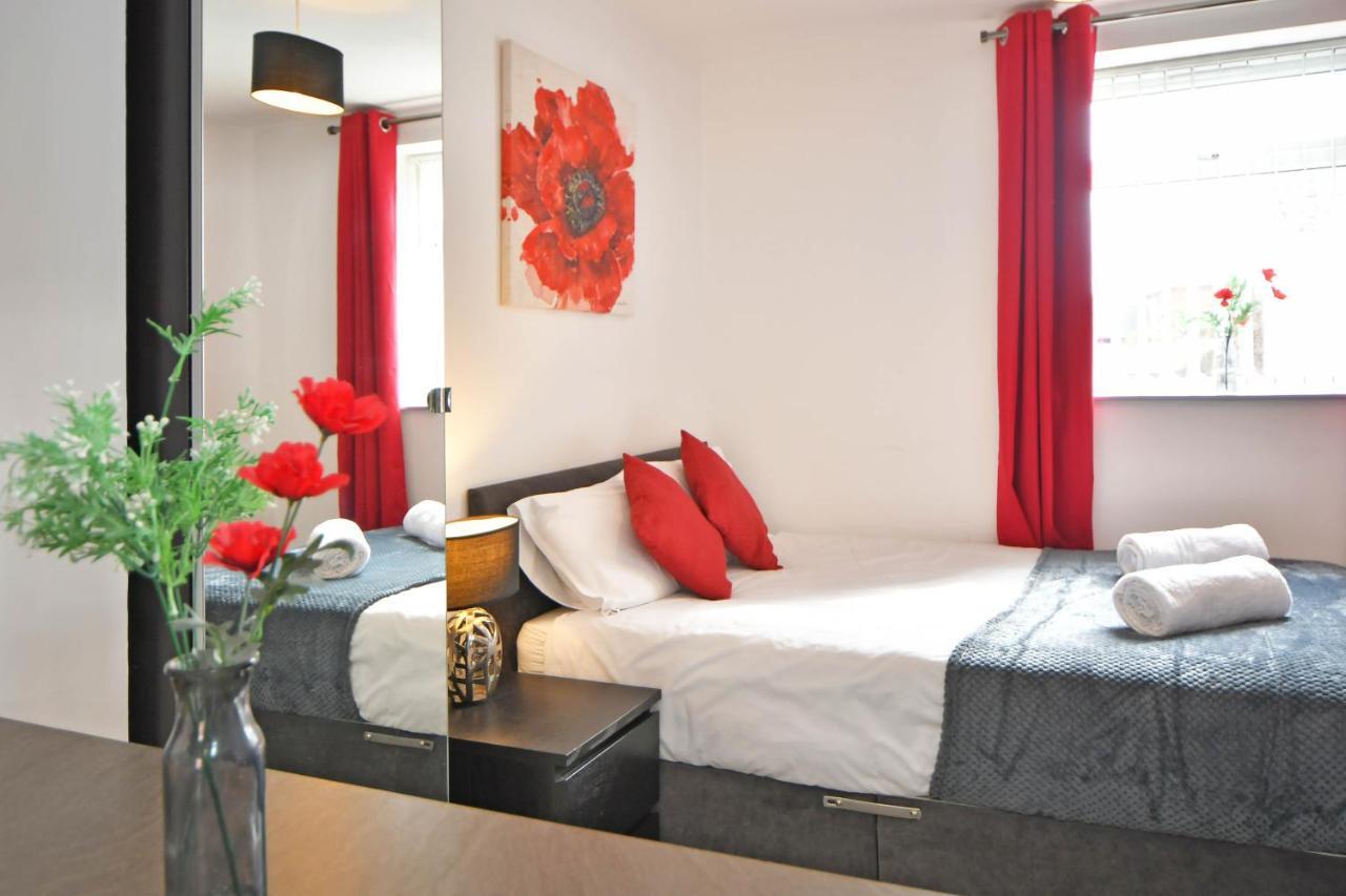 Smithfield Apartments By Yourstays - Gated Apartments With Private Car Park In City Centre Stoke-on-Trent ภายนอก รูปภาพ
