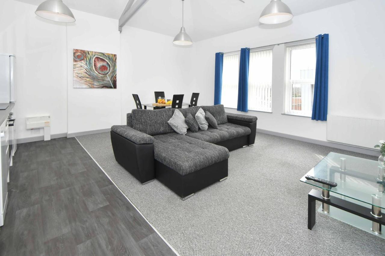 Smithfield Apartments By Yourstays - Gated Apartments With Private Car Park In City Centre Stoke-on-Trent ภายนอก รูปภาพ