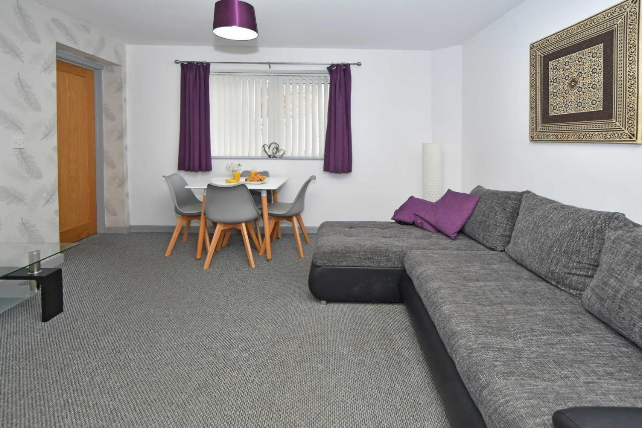 Smithfield Apartments By Yourstays - Gated Apartments With Private Car Park In City Centre Stoke-on-Trent ภายนอก รูปภาพ
