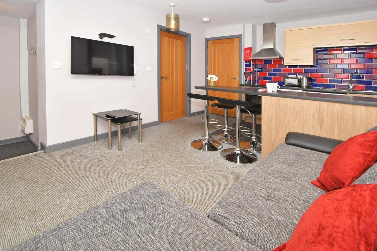 Smithfield Apartments By Yourstays - Gated Apartments With Private Car Park In City Centre Stoke-on-Trent ภายนอก รูปภาพ